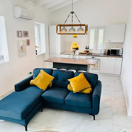 Yellow House Σπίτι διακοπών Κασσιόπη