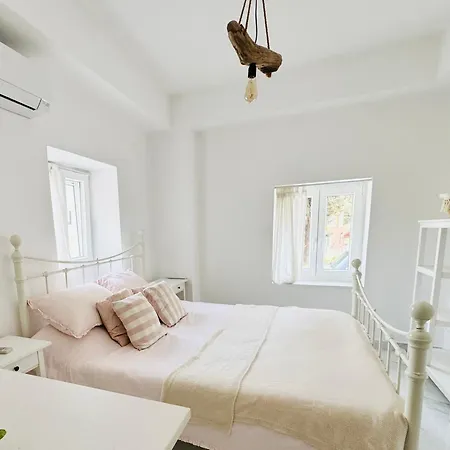 Σπίτι διακοπών Yellow House Κασσιόπη